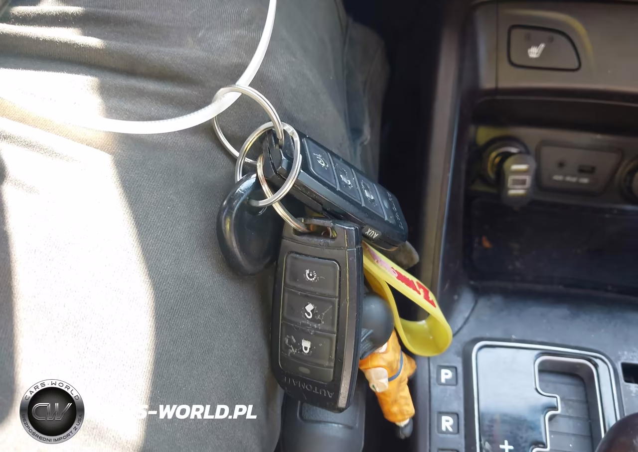 2012 Hyundai Tucson Gls VIN:KM8JUCAC0CU476938 - 11