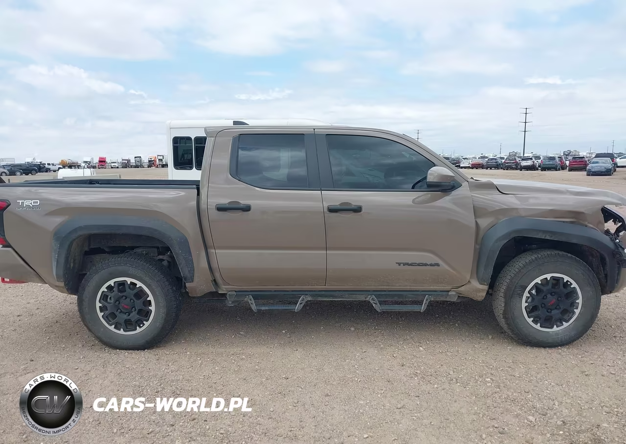 2026 Toyota Tacoma Trd Off Road VIN:3TMLB5JN2TM242952 - 13
