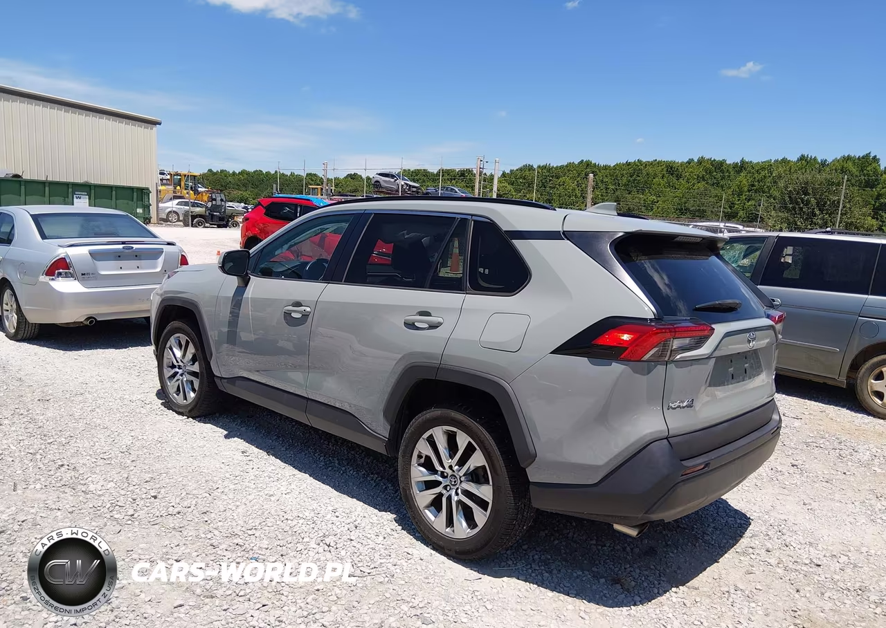 2021 Toyota Rav4 Xle Premium VIN:2T3C1RFV3MC088109 - 3