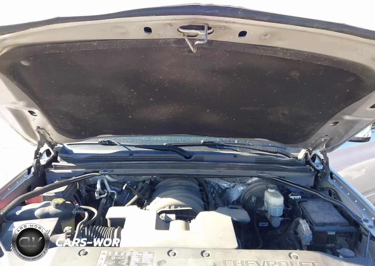 2017 Chevrolet Suburban Premier VIN:1GNSKJKC5HR311213 - 10