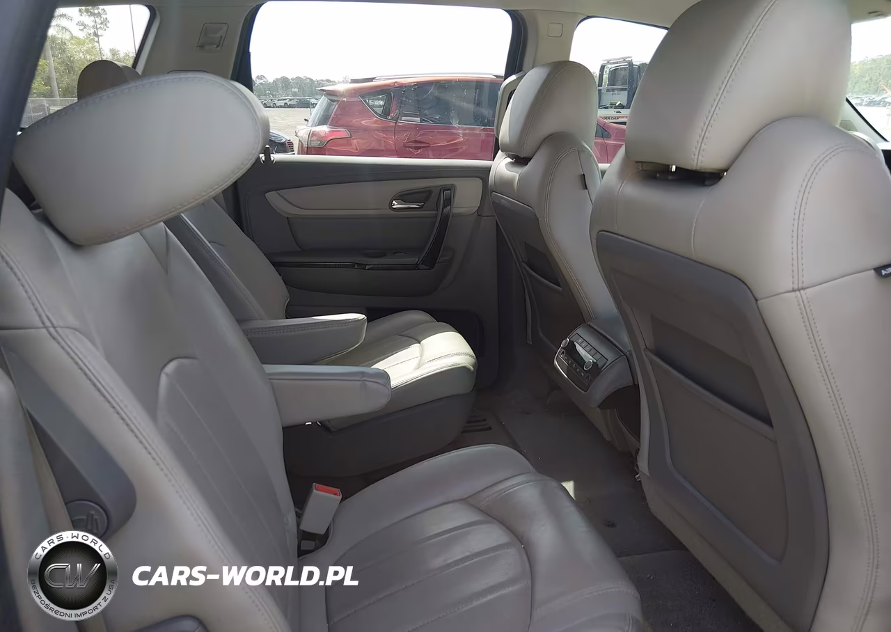 2017 Chevrolet Traverse Premier VIN:1GNKVJKD3HJ236901 - 8