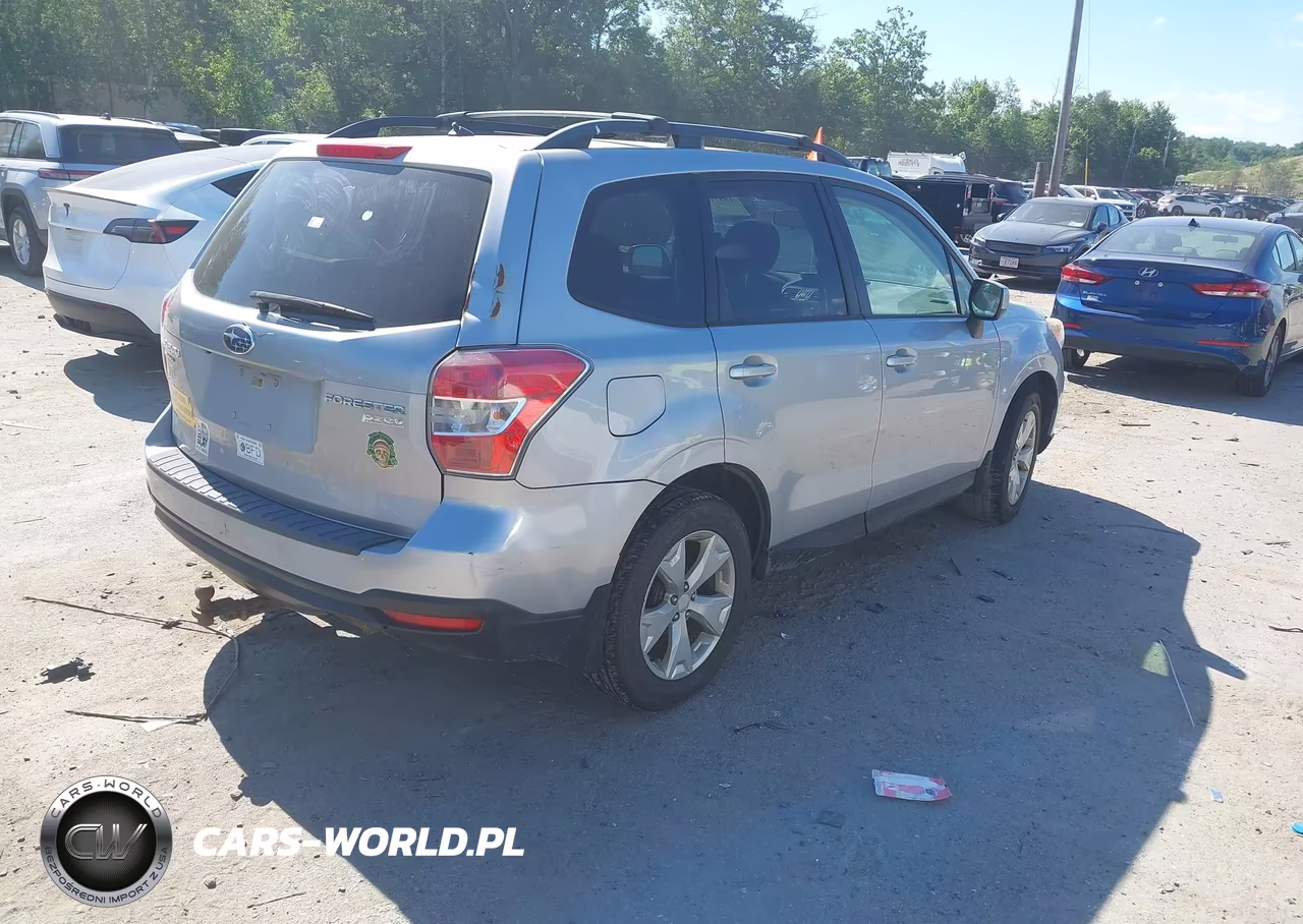 2015 Subaru Forester 2.5I Premium VIN:JF2SJADC6FG560123 - 4