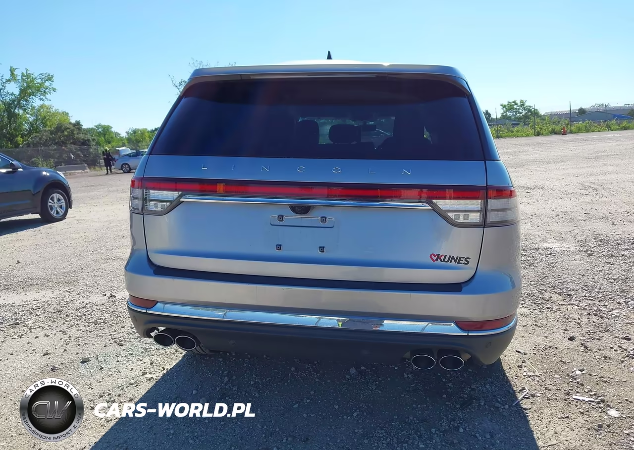 2022 Lincoln Aviator Standard VIN:5LM5J6XCXNGL05244 - 16