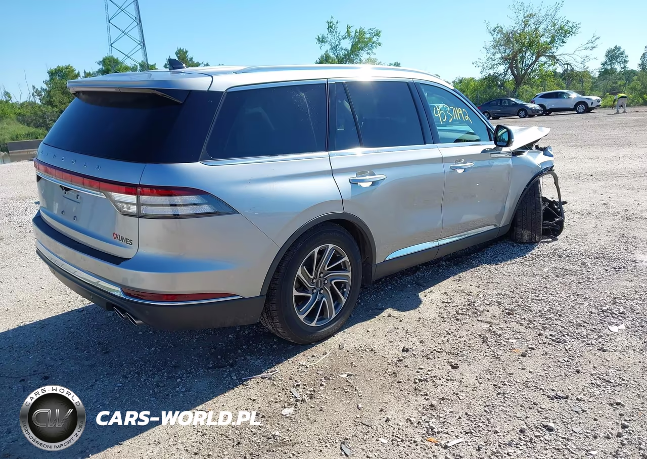2022 Lincoln Aviator Standard VIN:5LM5J6XCXNGL05244 - 4