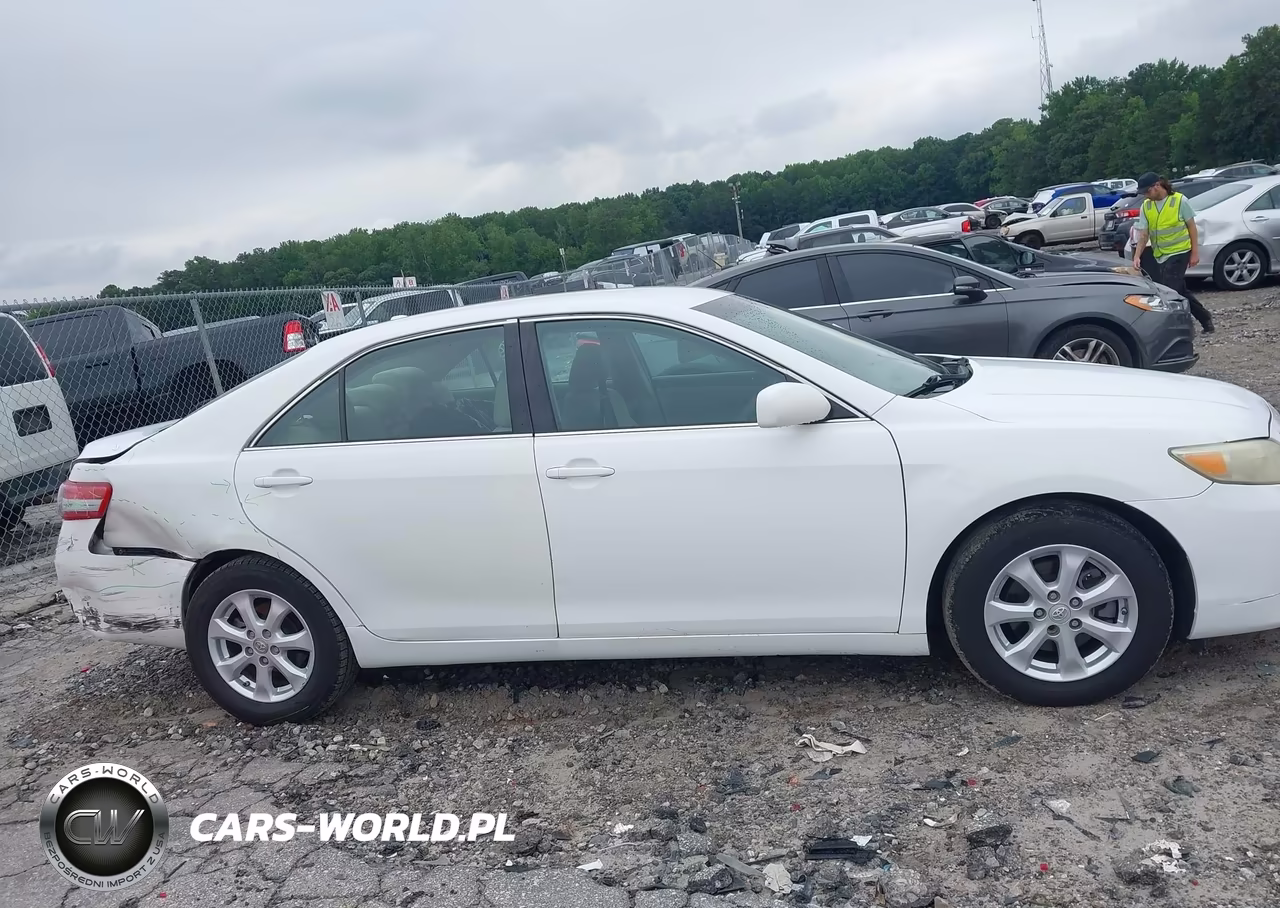 2011 Toyota Camry Le VIN:4T1BF3EK1BU656377 - 13
