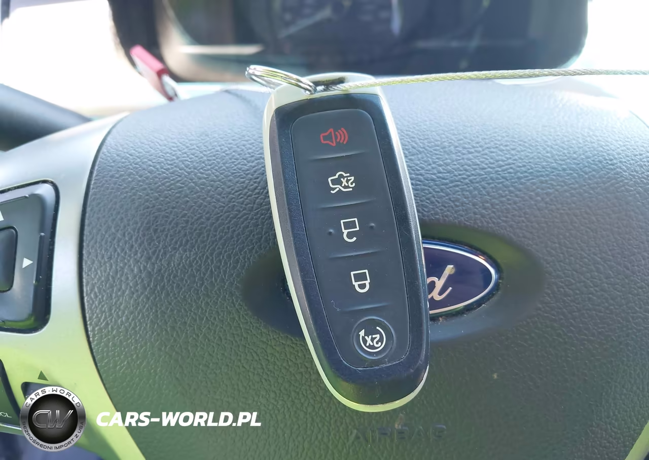 2018 Ford Taurus Sel VIN:1FAHP2E84JG103185 - 11