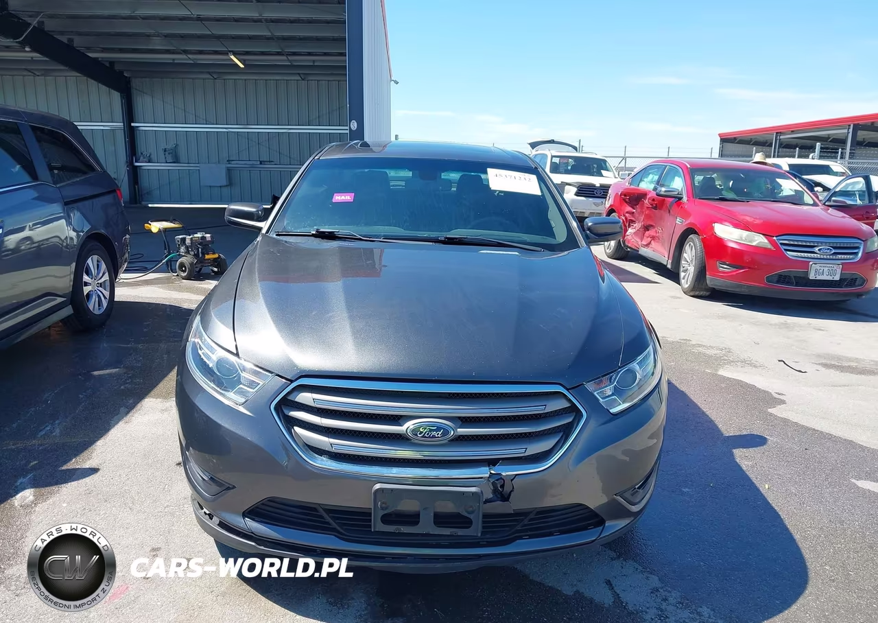 2018 Ford Taurus Sel VIN:1FAHP2E84JG103185 - 12
