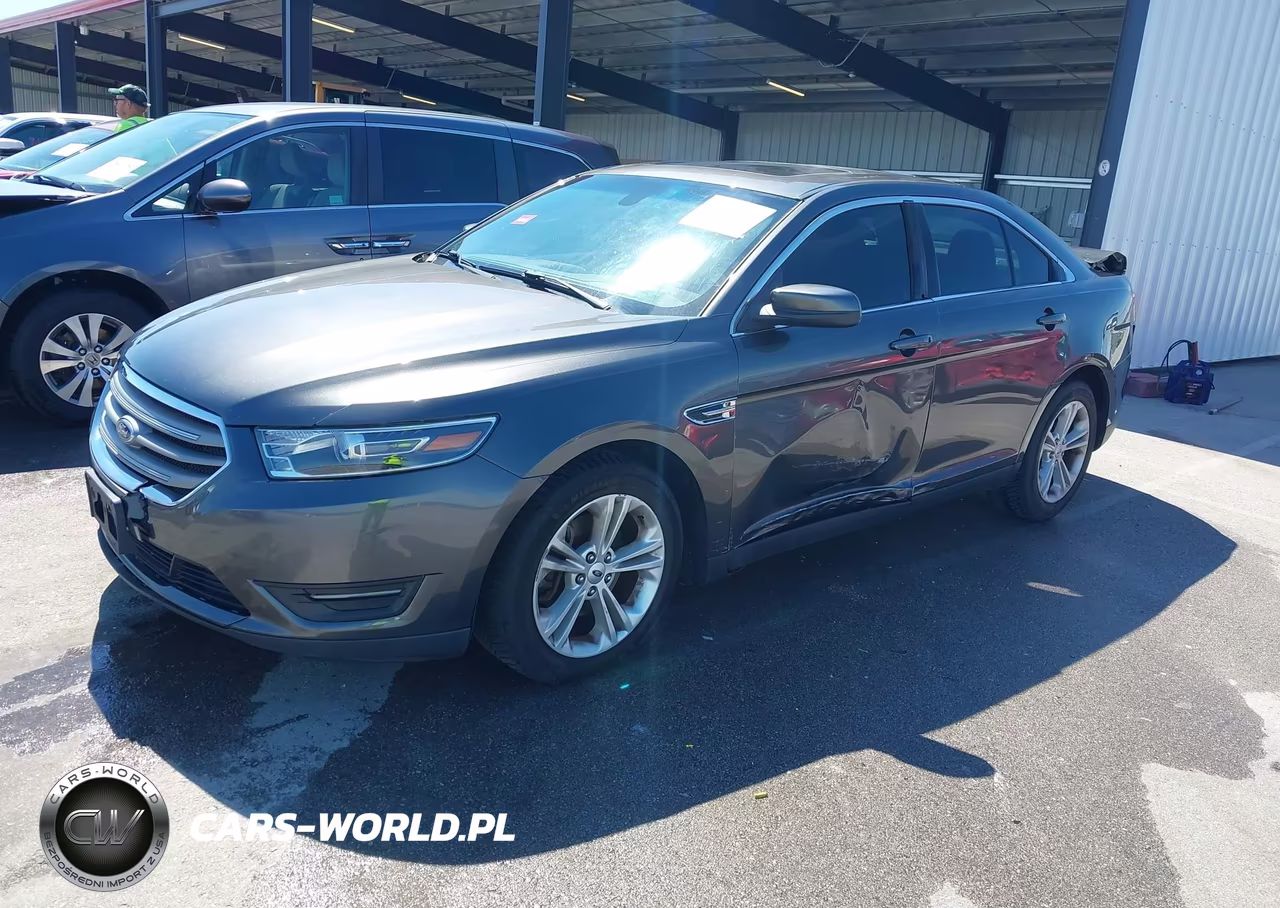 2018 Ford Taurus Sel VIN:1FAHP2E84JG103185 - 2