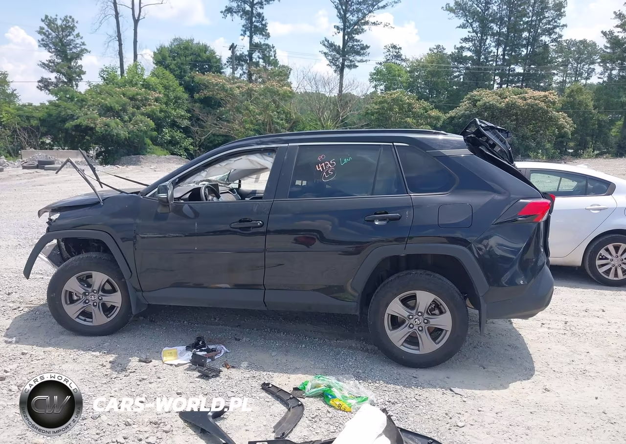 2024 Toyota Rav4 Xle VIN:2T3W1RFVXRC262505 - 13