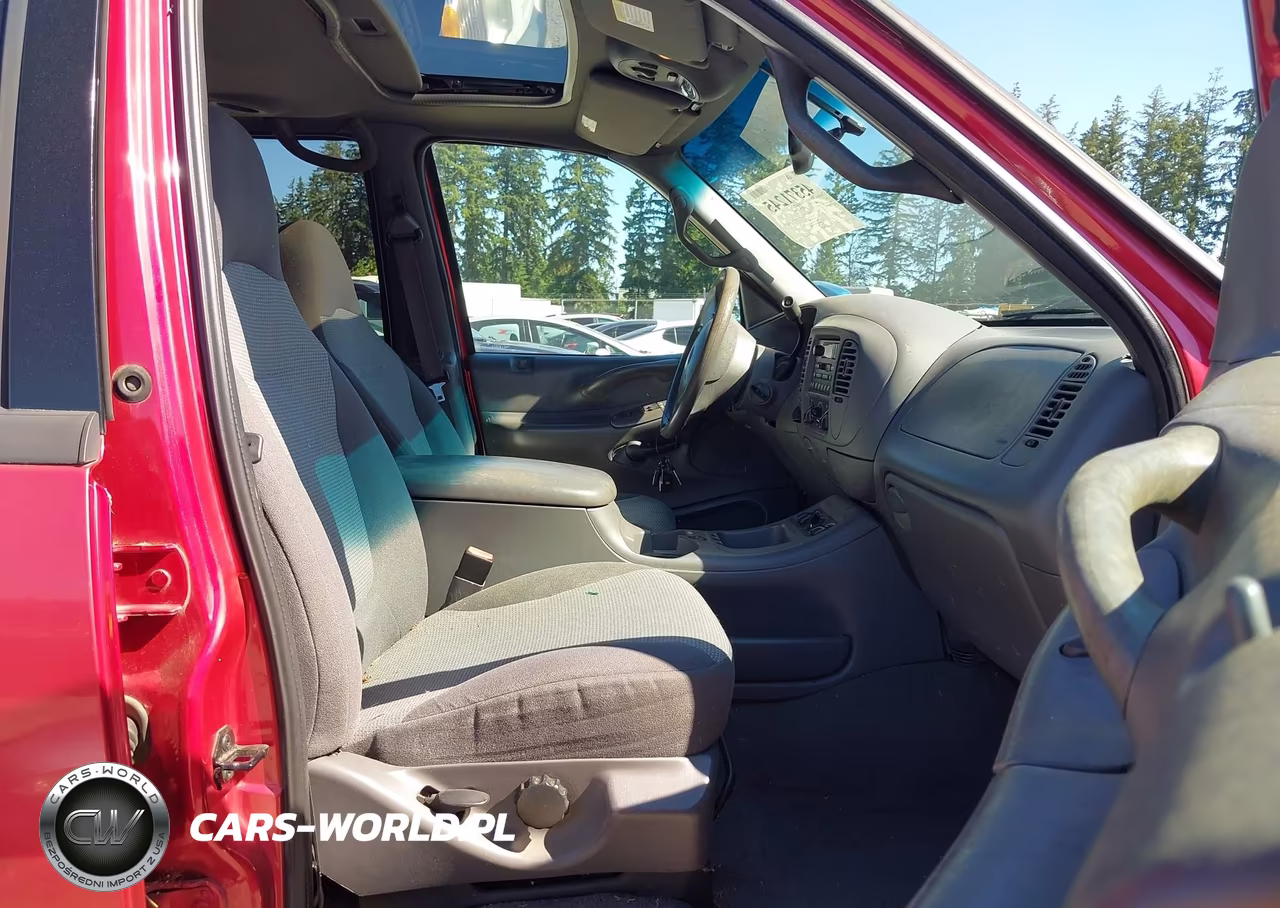 2002 Ford Expedition Xlt VIN:1FMFU16L62LA18716 - 5