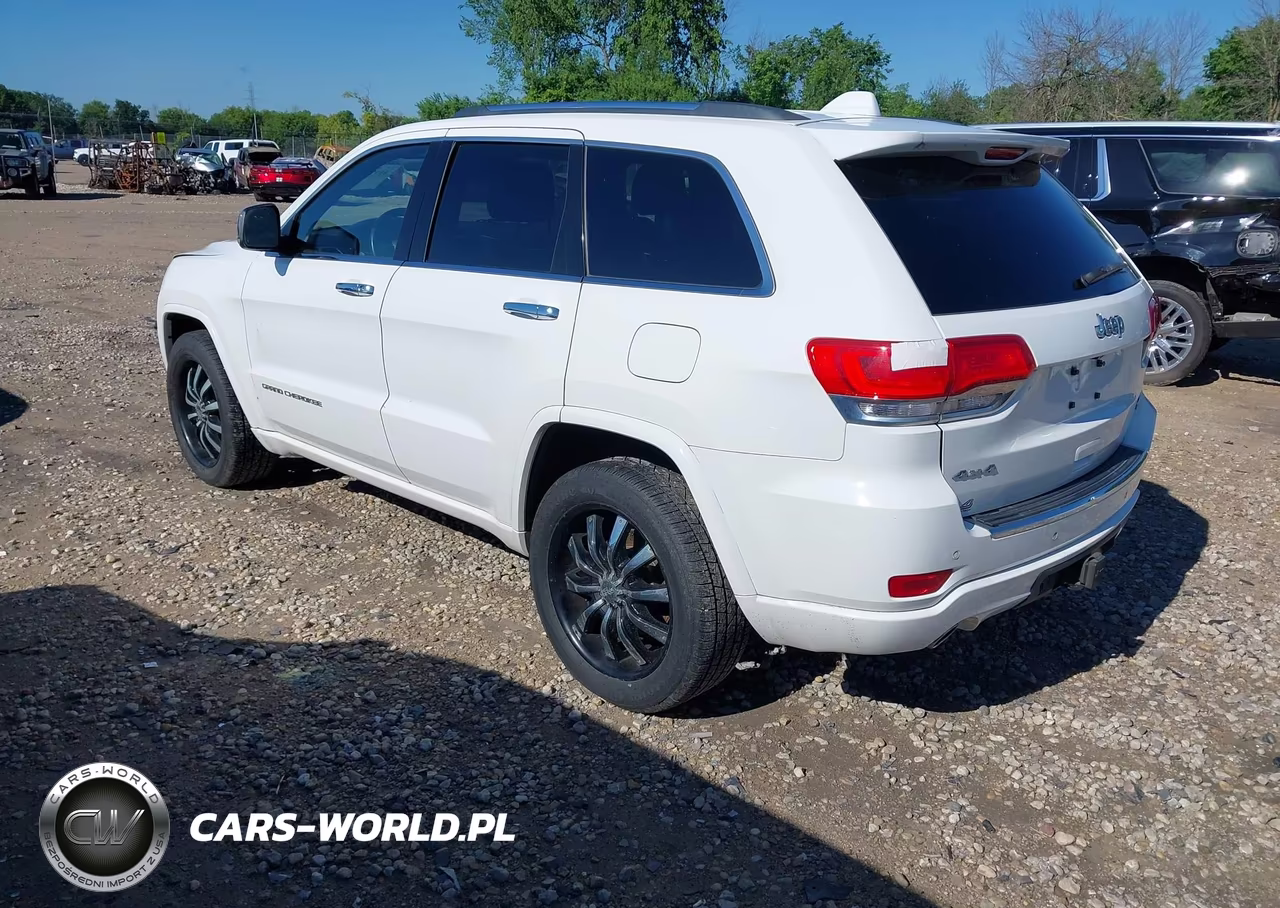 2015 Jeep Grand Cherokee Overland VIN:1C4RJFCG2FC634112 - 3