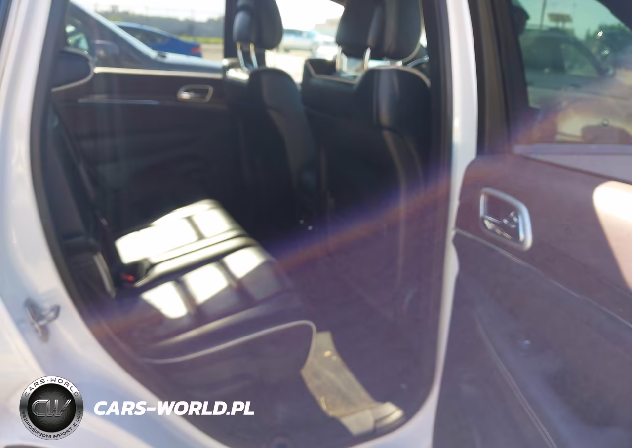 2015 Jeep Grand Cherokee Overland VIN:1C4RJFCG2FC634112 - 8