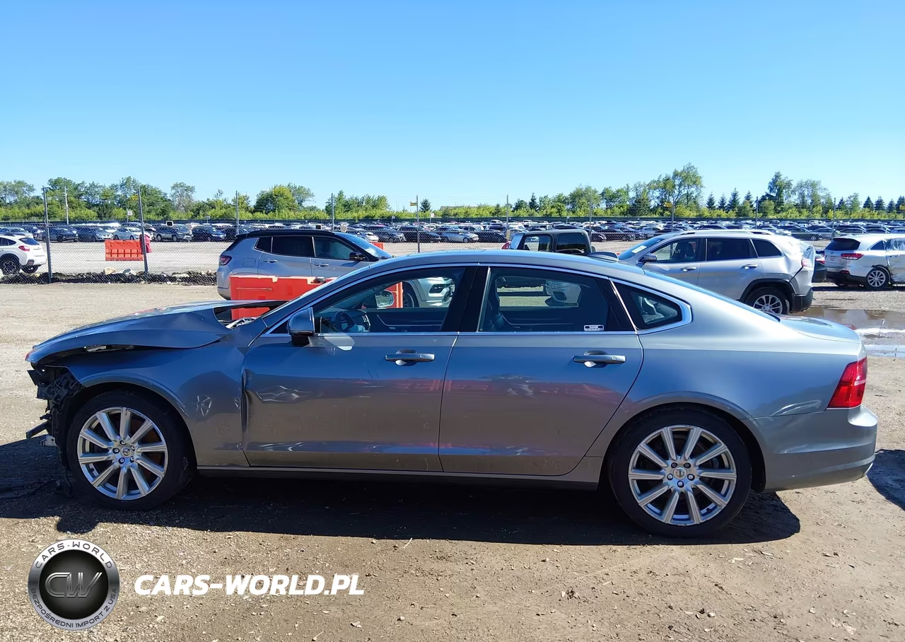 2017 Volvo S90 T6 Momentum VIN:YV1A22MK2H1010390 - 14