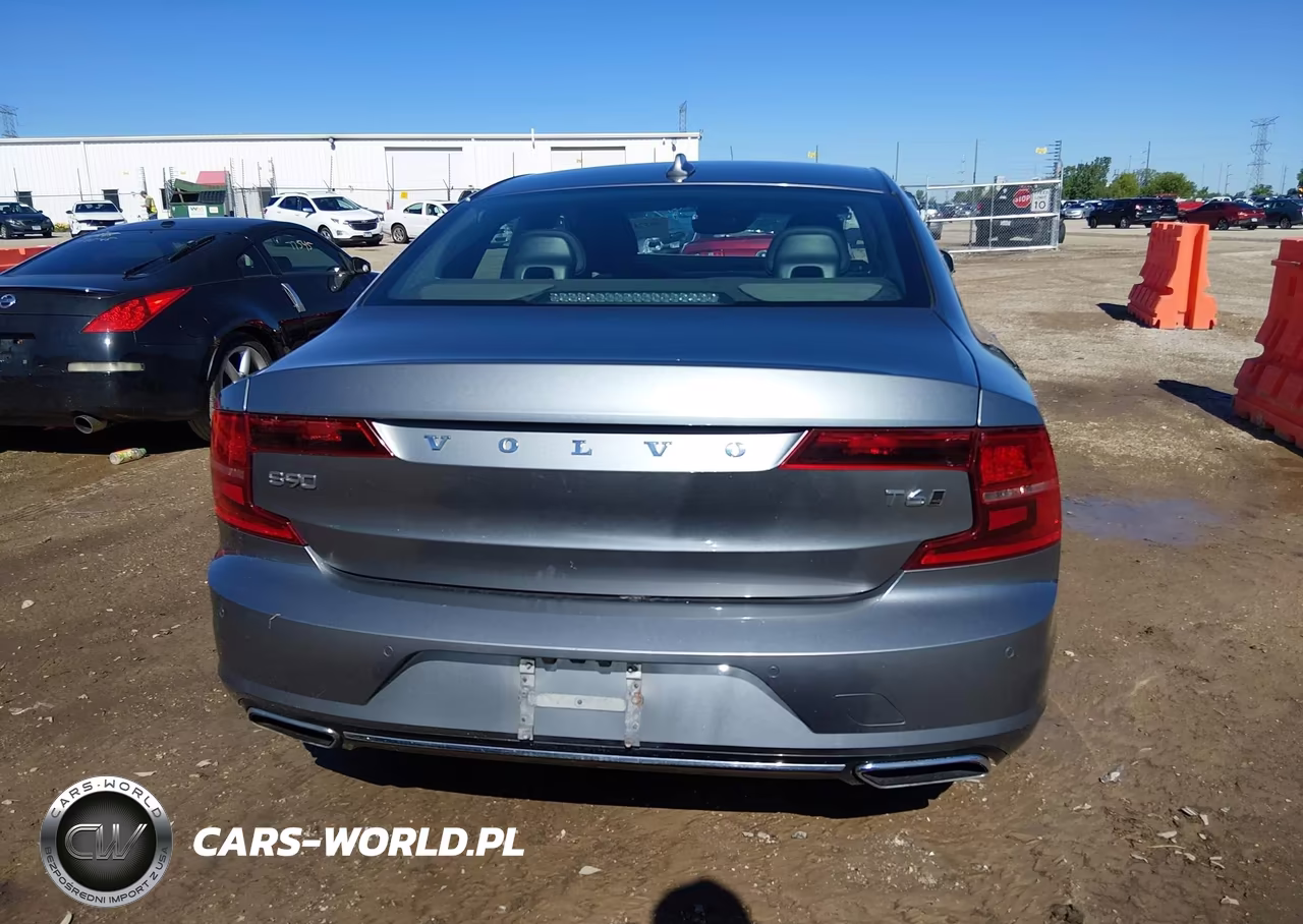 2017 Volvo S90 T6 Momentum VIN:YV1A22MK2H1010390 - 16