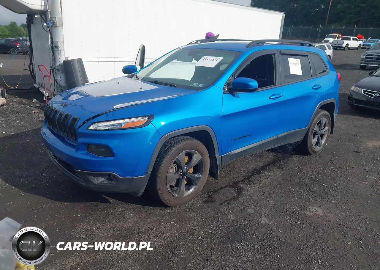 2018 Jeep Cherokee Latitude 4X4 VIN:1C4PJMCX9JD546799 - 2