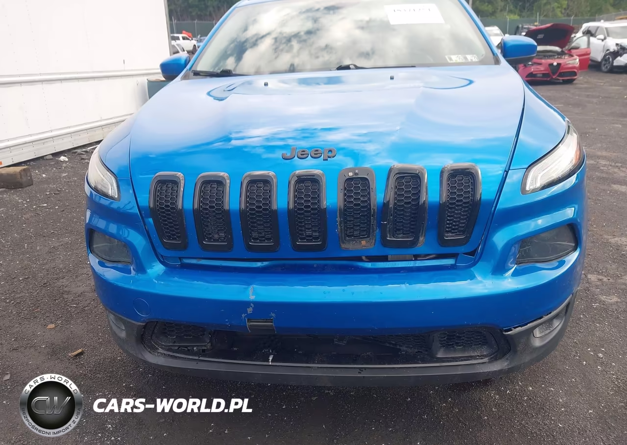 2018 Jeep Cherokee Latitude 4X4 VIN:1C4PJMCX9JD546799 - 6