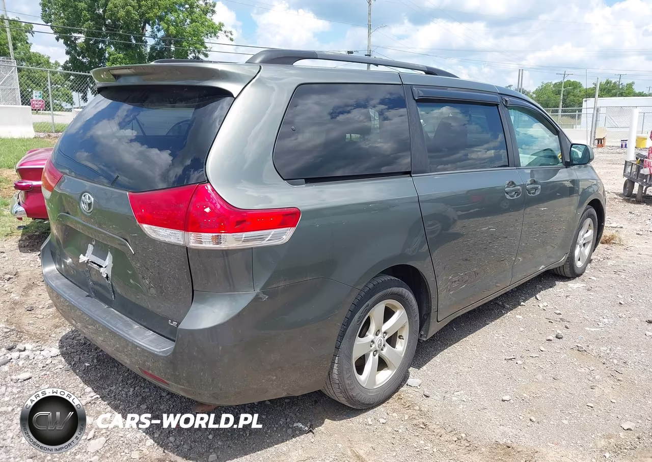 2012 Toyota Sienna Le V6 8 Passenger VIN:5TDKK3DC3CS223790 - 4