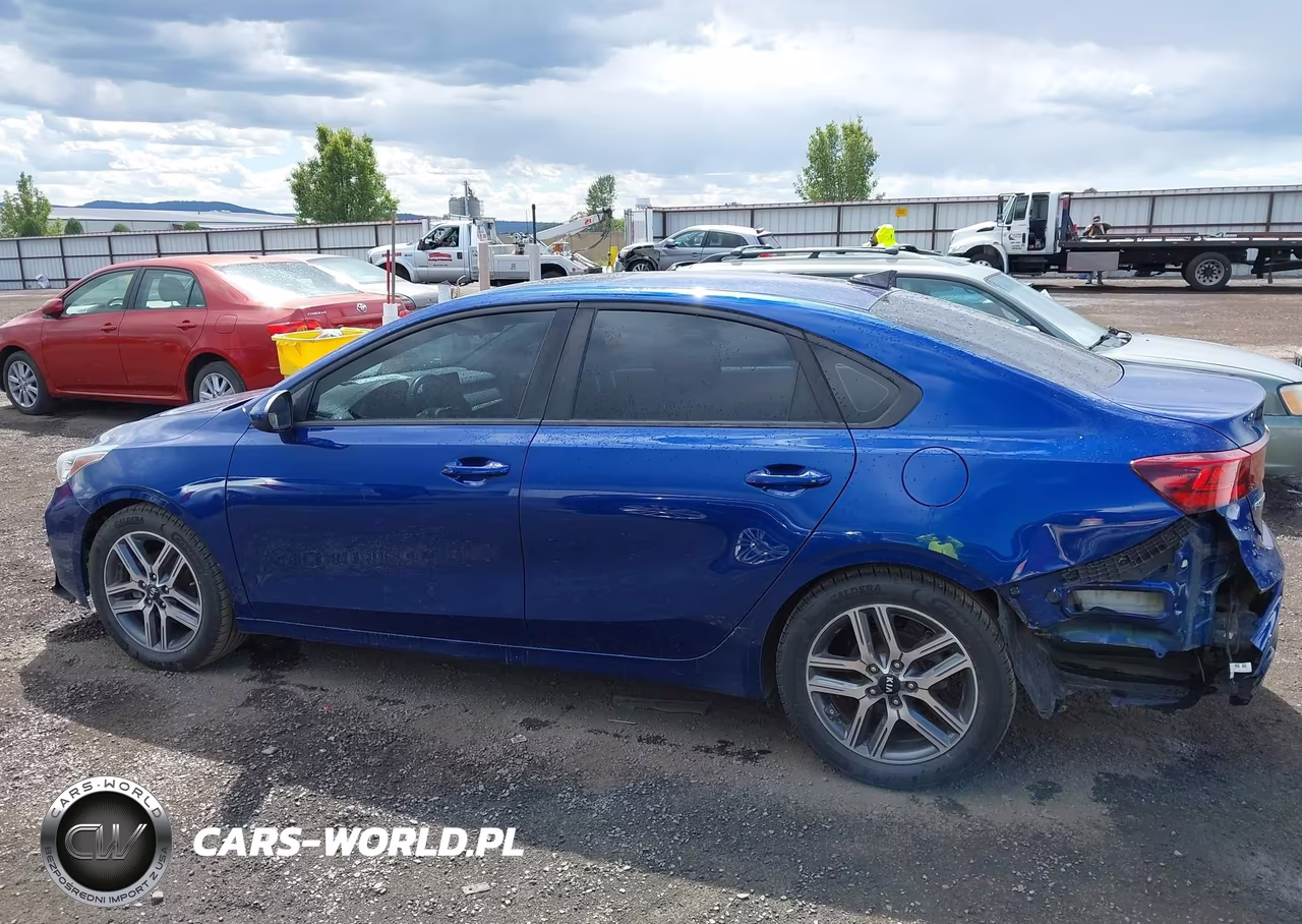 2019 Kia Forte S VIN:3KPF34AD0KE110647 - 14