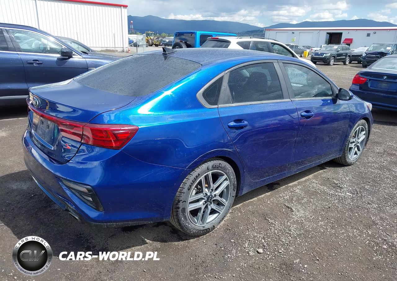 2019 Kia Forte S VIN:3KPF34AD0KE110647 - 4