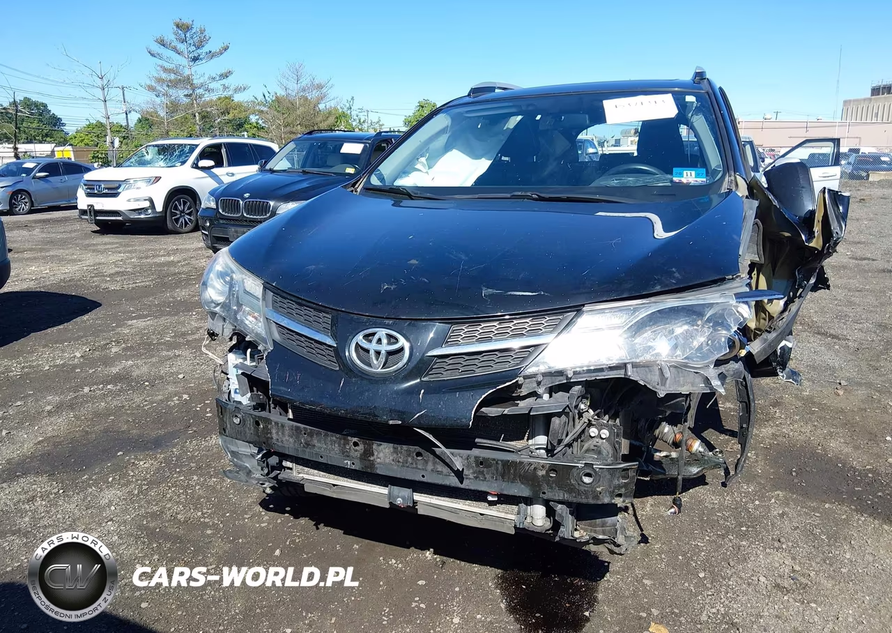 2015 Toyota Rav4 Xle VIN:2T3RFREV0FW240331 - 12
