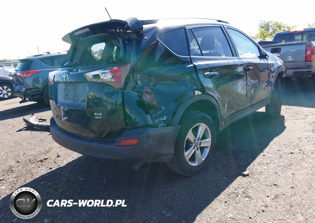 2015 Toyota Rav4 Xle VIN:2T3RFREV0FW240331 - 4