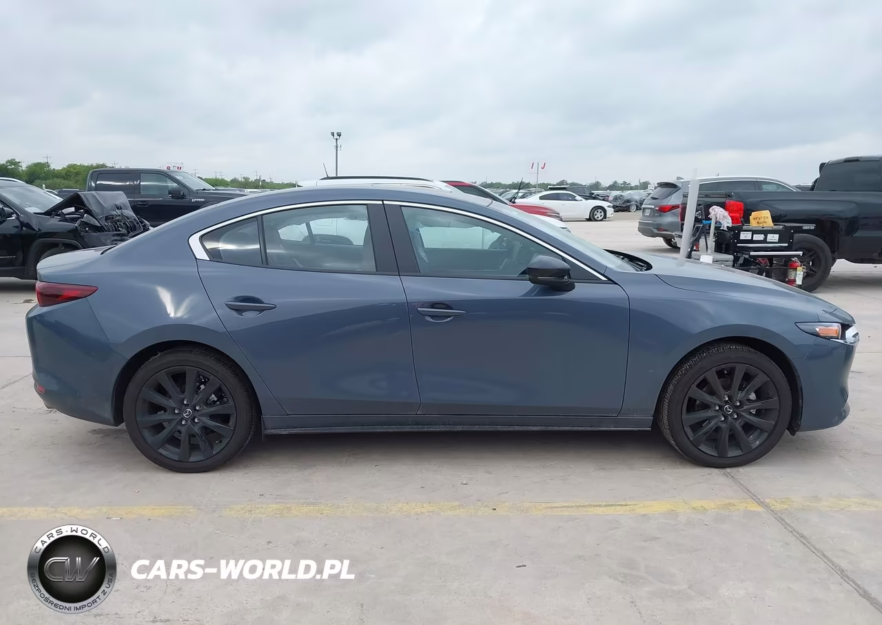 2026 Mazda Mazda3 2.5 S Carbon Edition VIN:JM1BPBCL0T1877981 - 13