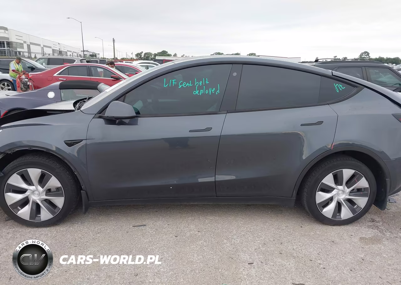 2023 Tesla Model Y Awd-Long Range Dual Motor All-Wheel Drive VIN:7SAYGDEE3PA091710 - 13