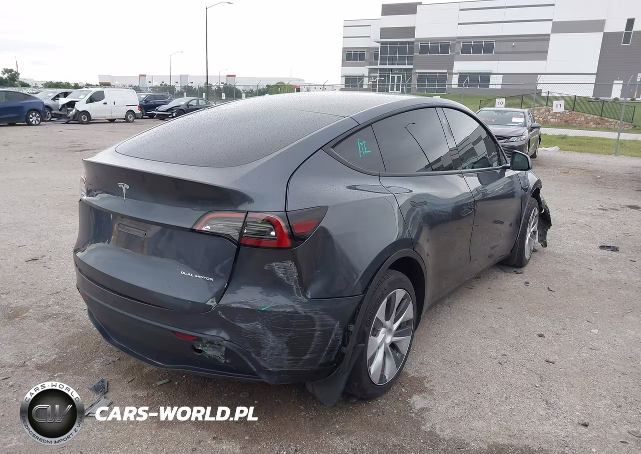 2023 Tesla Model Y Awd-Long Range Dual Motor All-Wheel Drive VIN:7SAYGDEE3PA091710 - 4