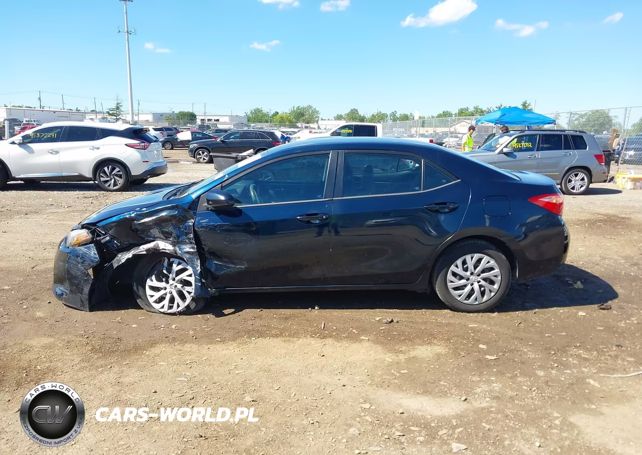 2019 Toyota Corolla Le VIN:5YFBURHE2KP905012 - 14