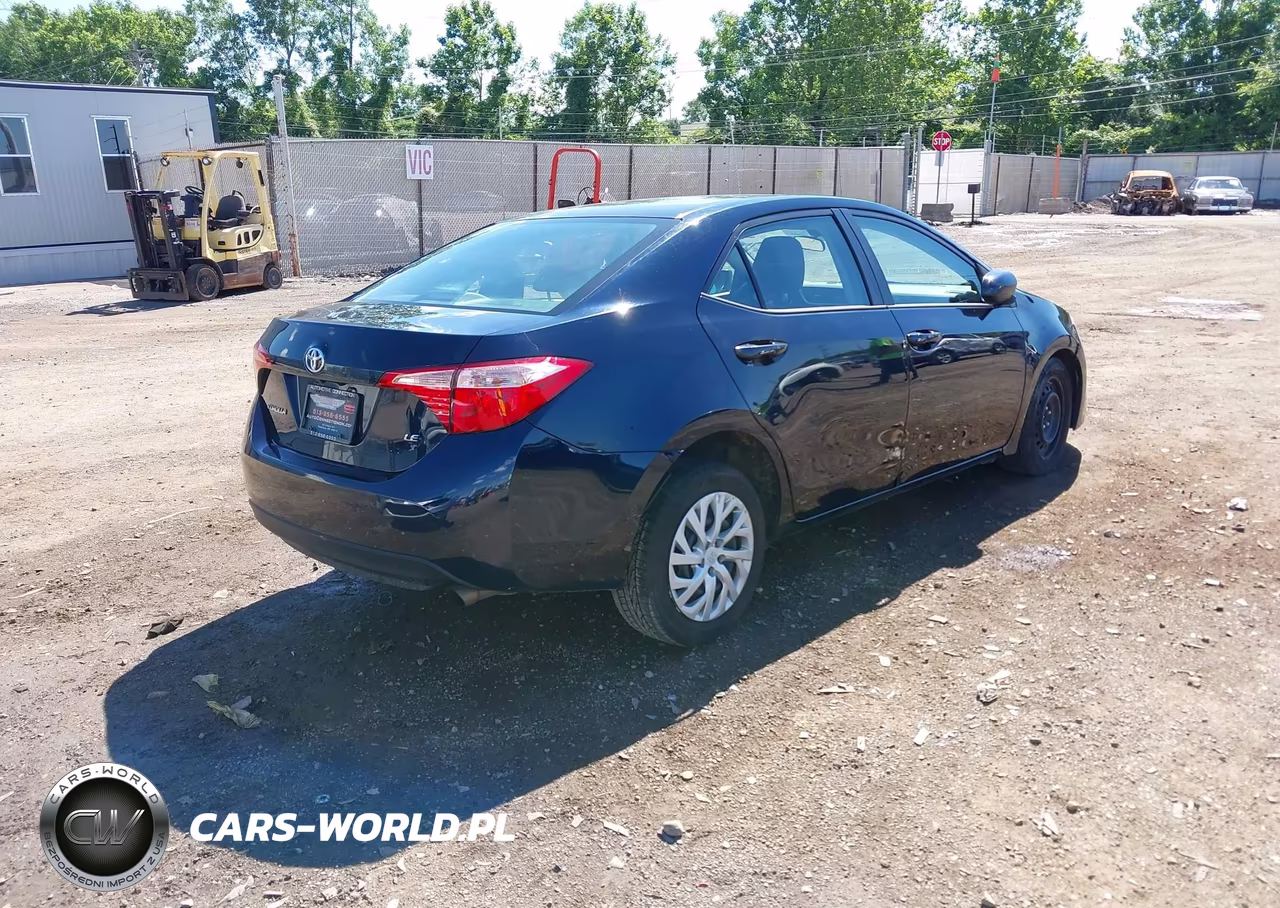 2019 Toyota Corolla Le VIN:5YFBURHE2KP905012 - 4
