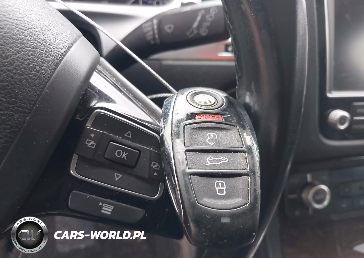 2015 Volkswagen Touareg V6 Lux VIN:WVGEF9BP8FD005558 - 11