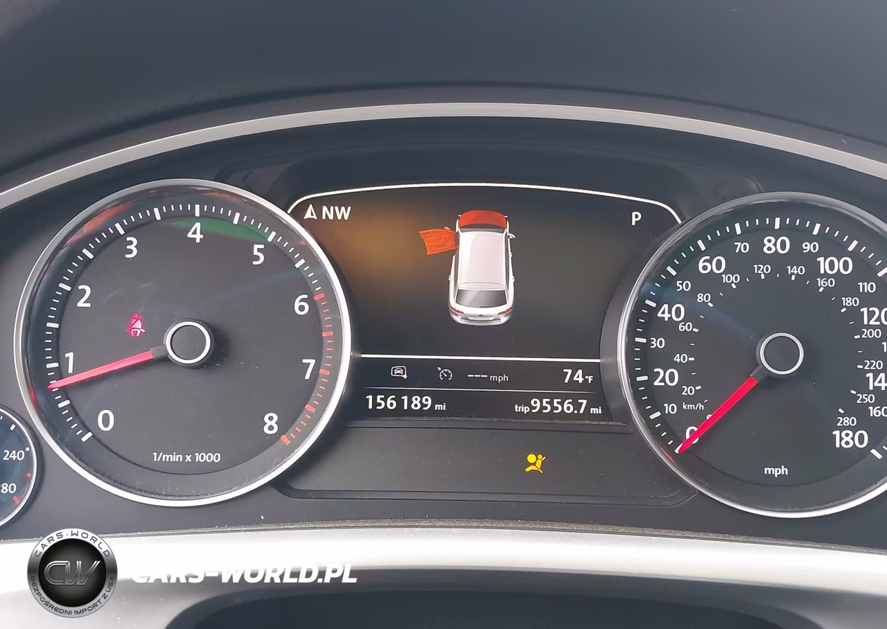 2015 Volkswagen Touareg V6 Lux VIN:WVGEF9BP8FD005558 - 16