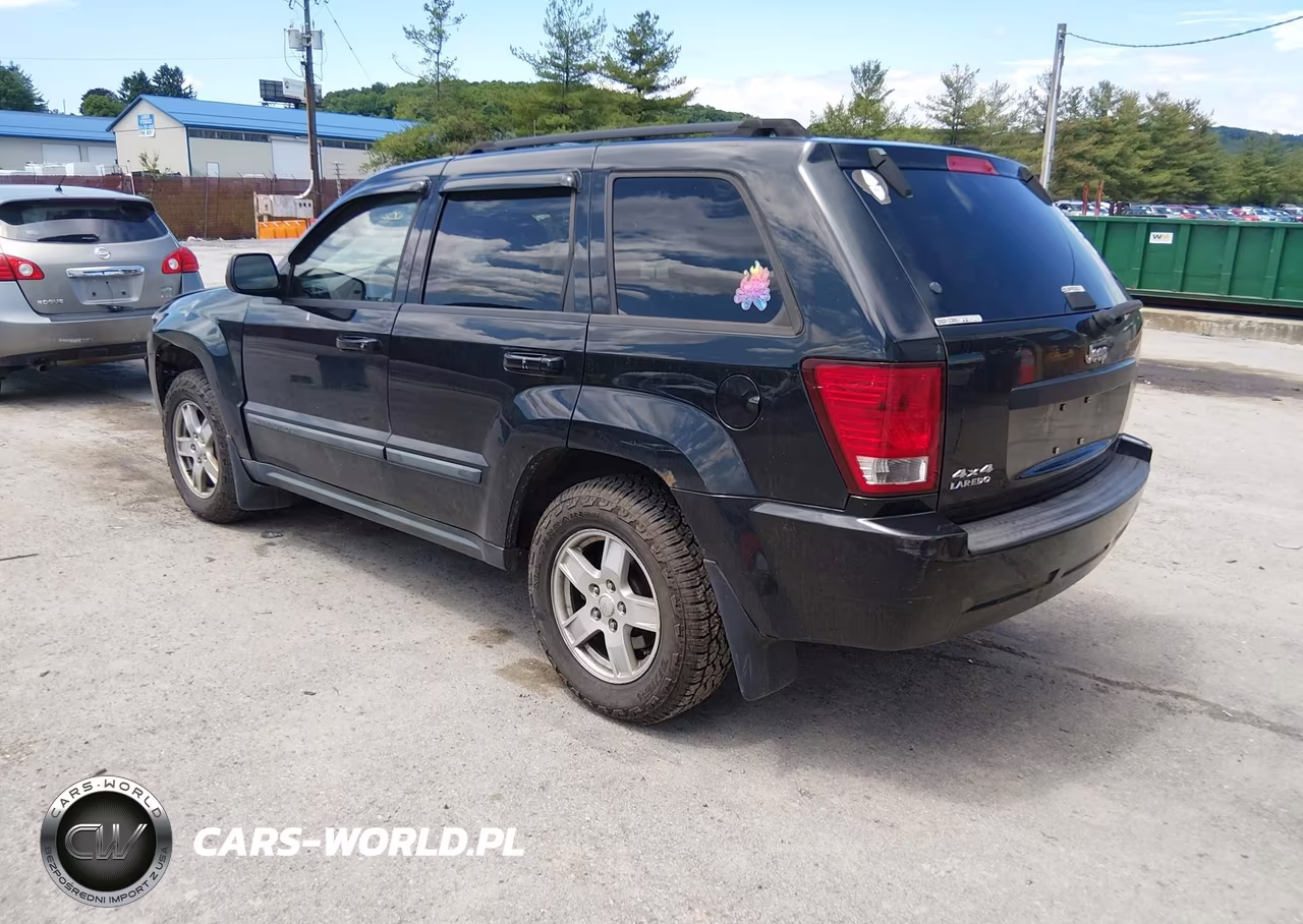 2007 Jeep Grand Cherokee Laredo VIN:1J8GR48K87C579936 - 3