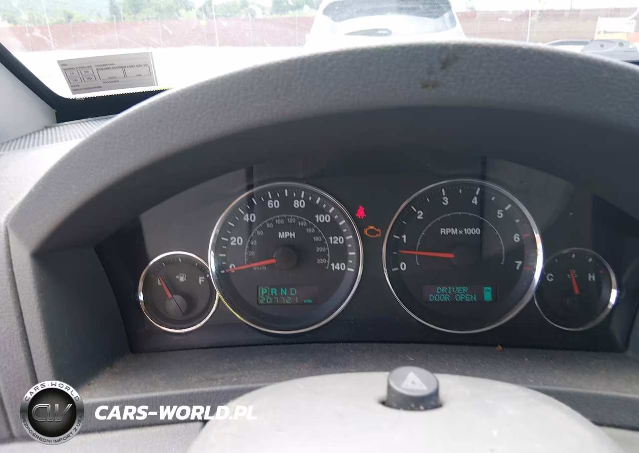 2007 Jeep Grand Cherokee Laredo VIN:1J8GR48K87C579936 - 7