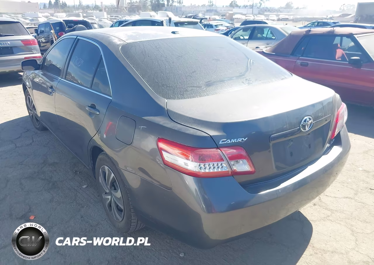2011 Toyota Camry Le VIN:4T4BF3EK8BR117647 - 3