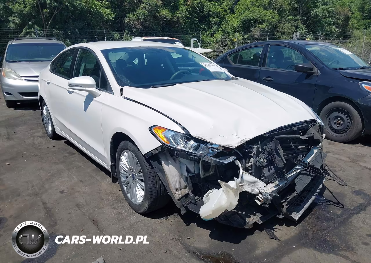 2013 Ford Fusion Hybrid Se – zdjęcie 1 z 16