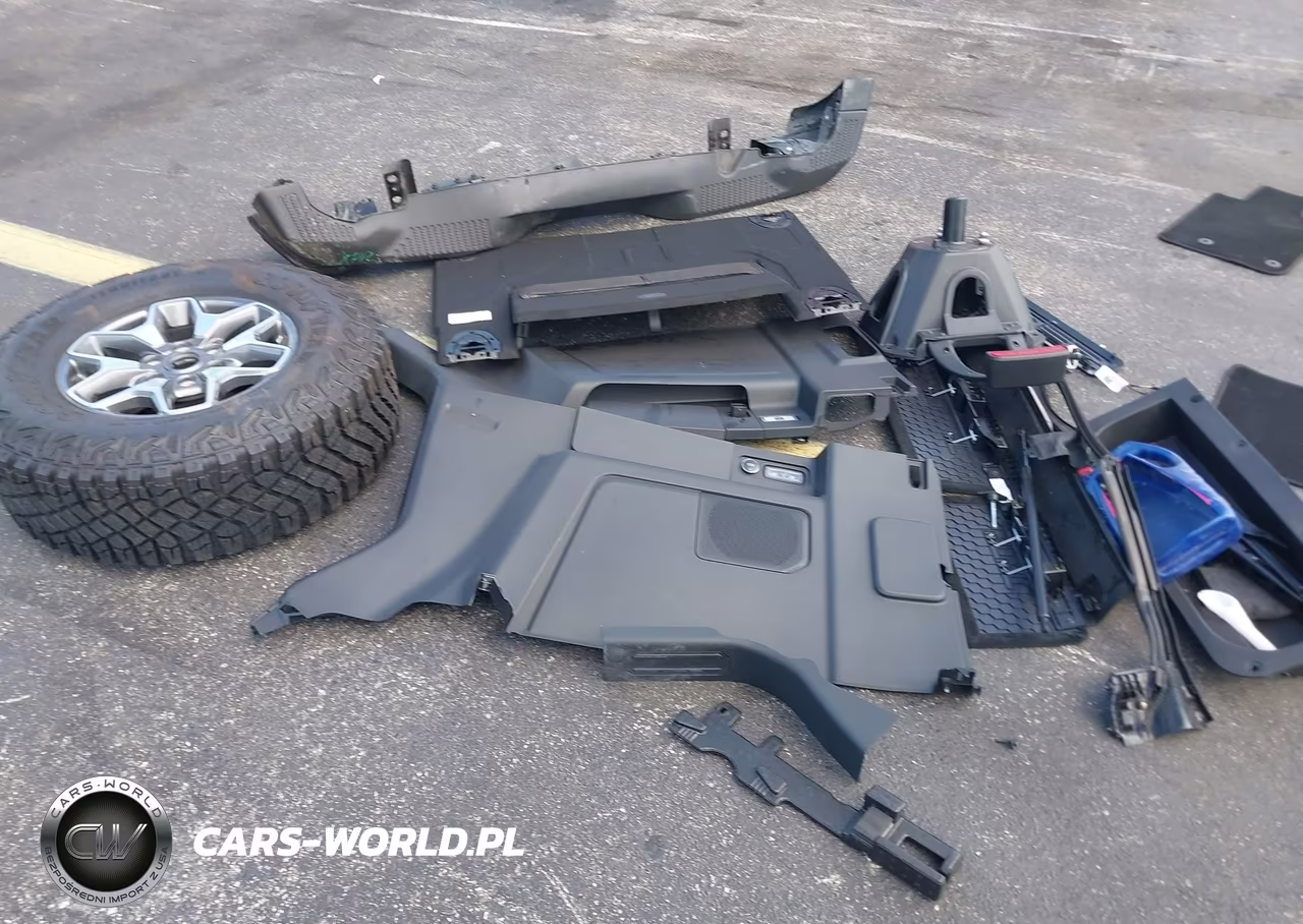 2025 Ford Bronco Badlands VIN:1FMEE9BP5SLB12831 - 12