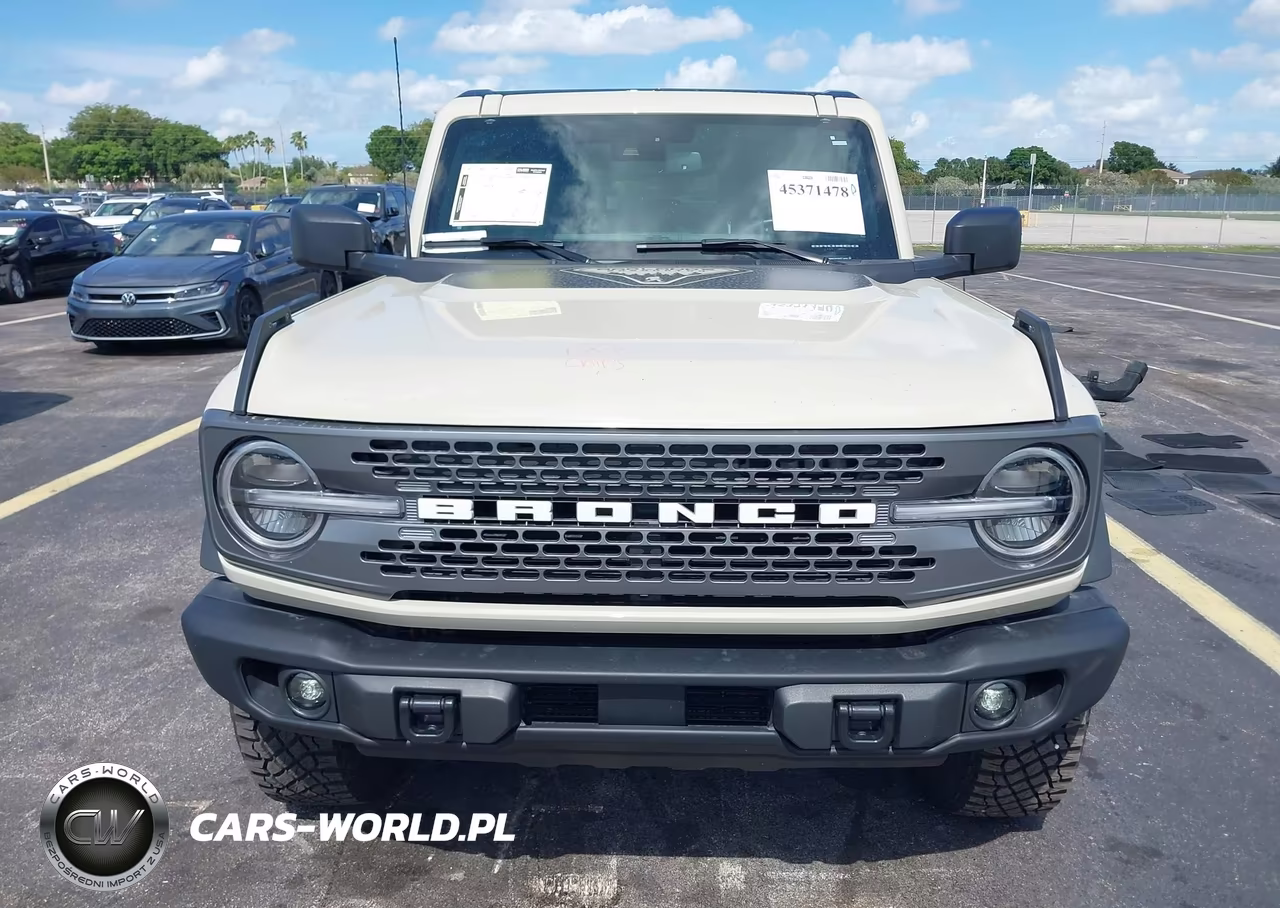 2025 Ford Bronco Badlands VIN:1FMEE9BP5SLB12831 - 13