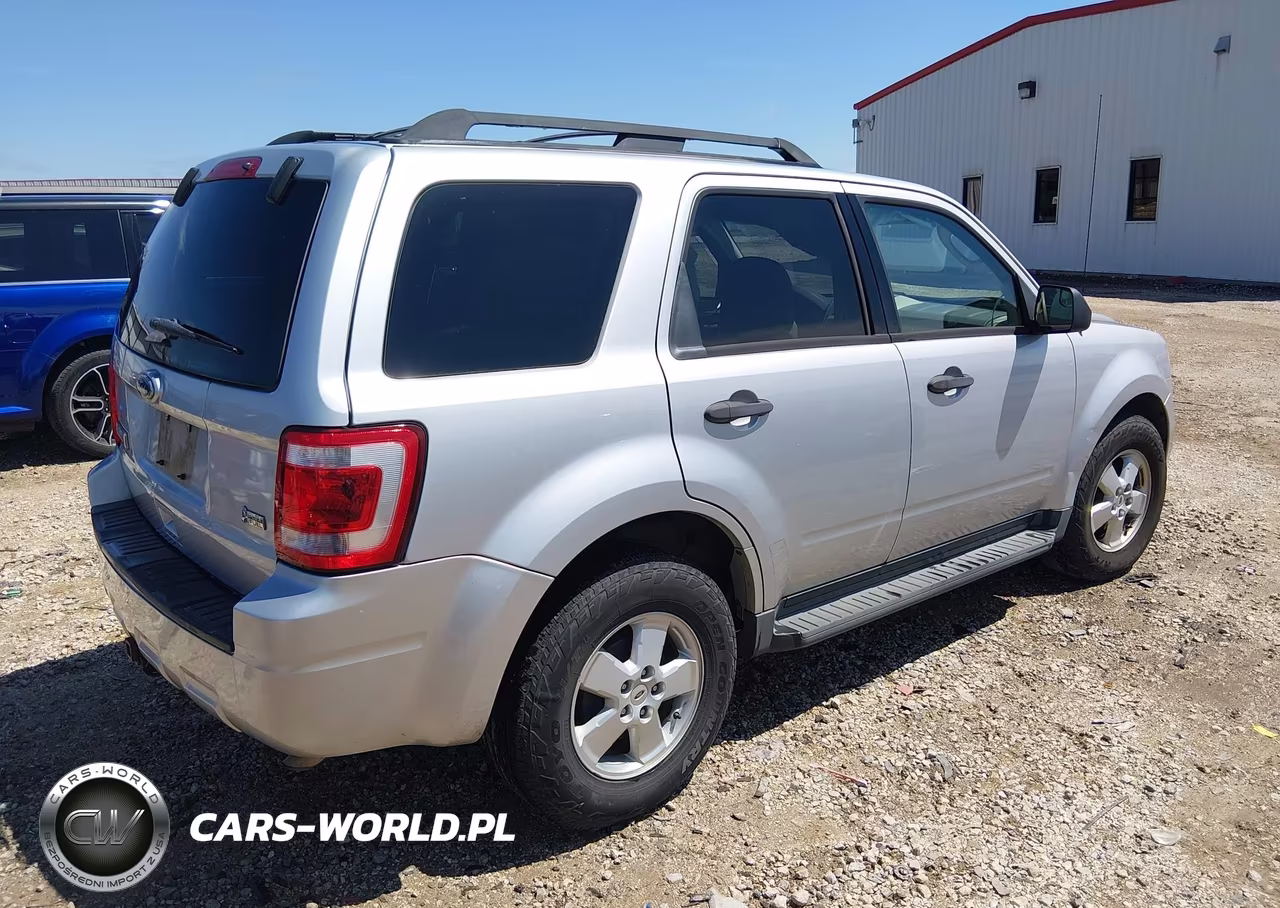 2012 Ford Escape Xlt VIN:1FMCU0DG1CKC13617 - 4