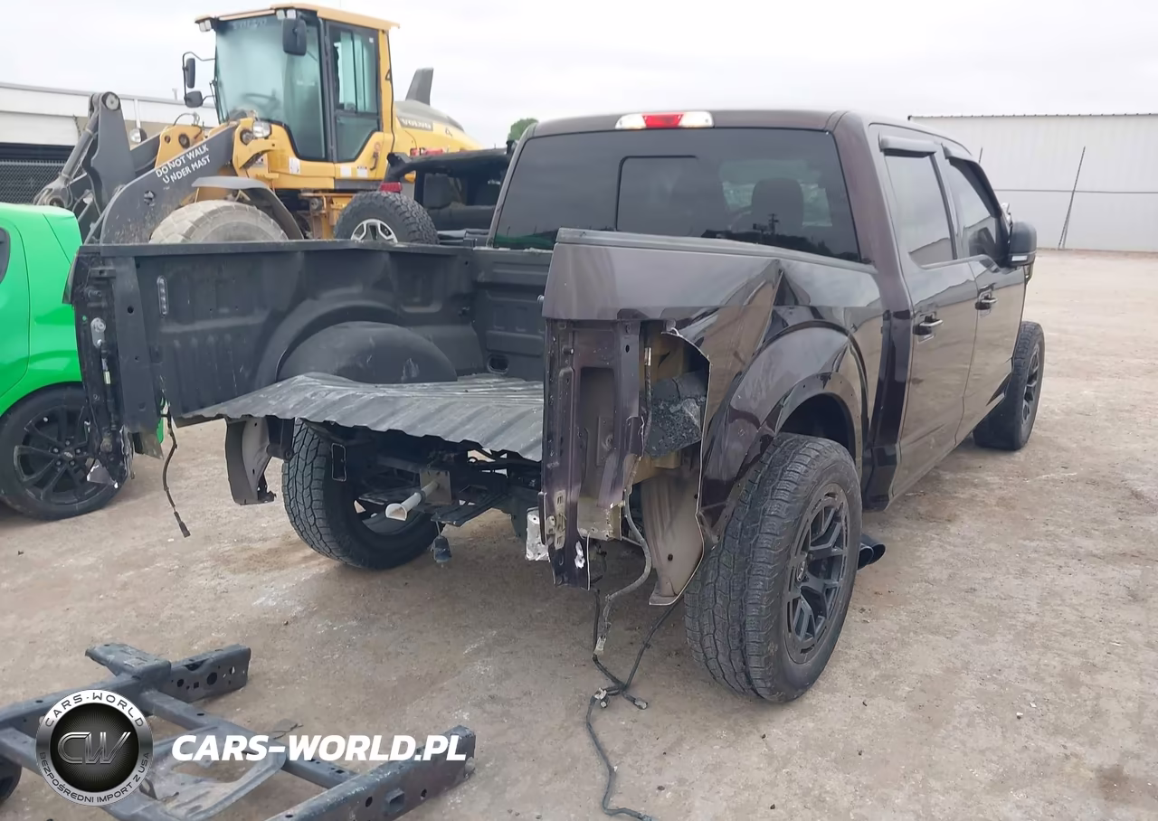 2019 Ford F-150 Xlt VIN:1FTEW1C58KKE44249 - 4