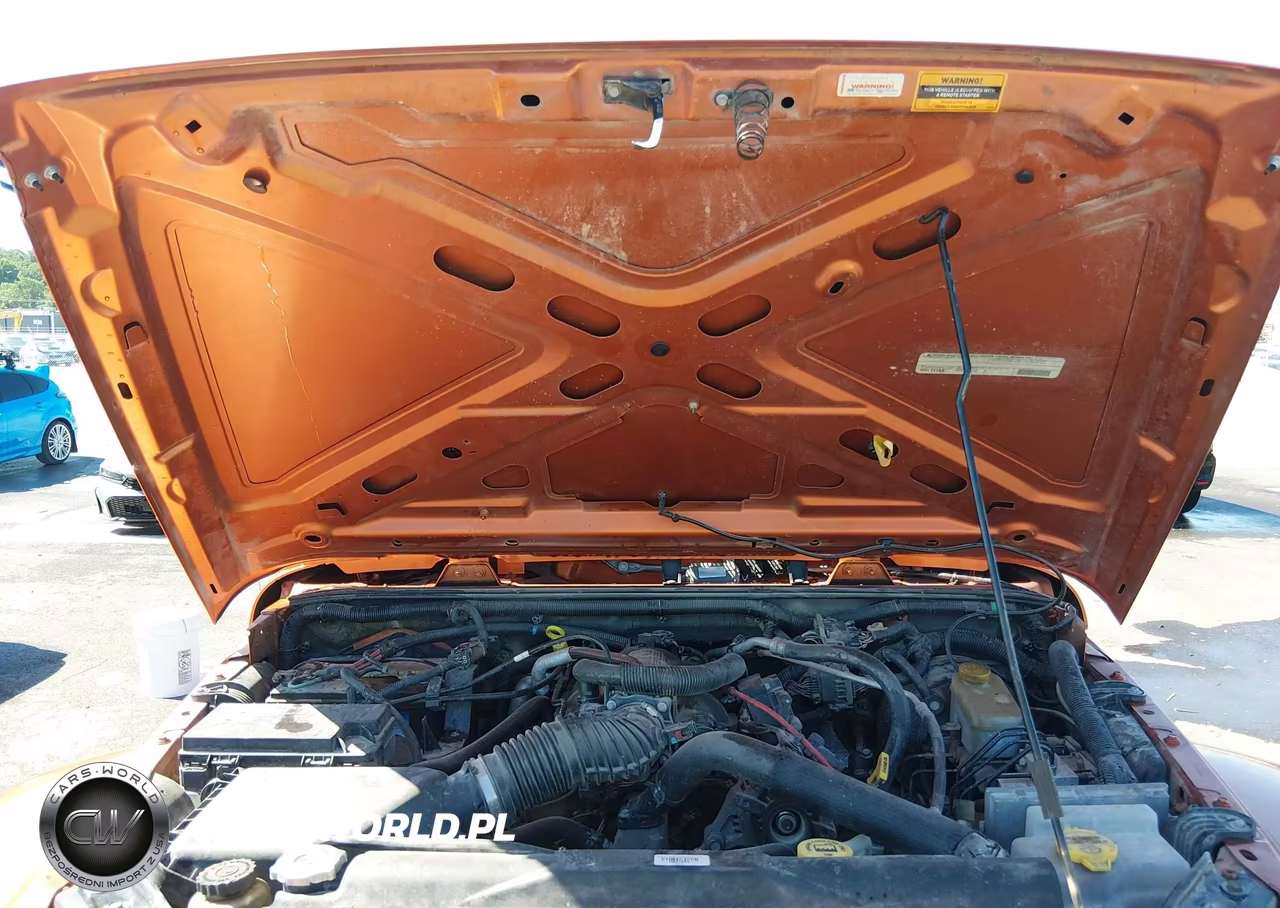 2011 Jeep Wrangler Sahara VIN:1J4AA5D18BL562080 - 10