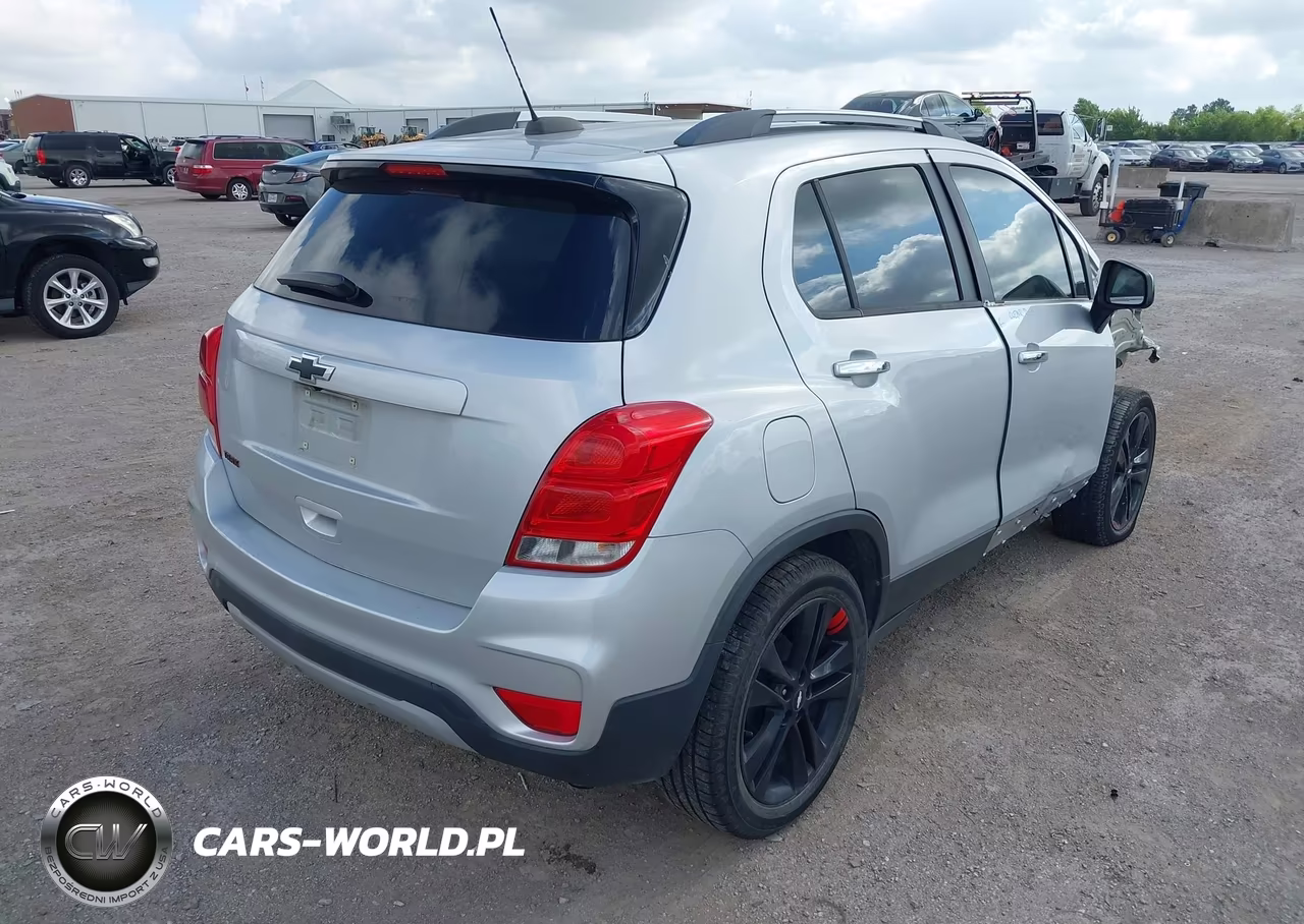 2020 Chevrolet Trax Fwd Lt VIN:3GNCJLSB6LL121687 - 4