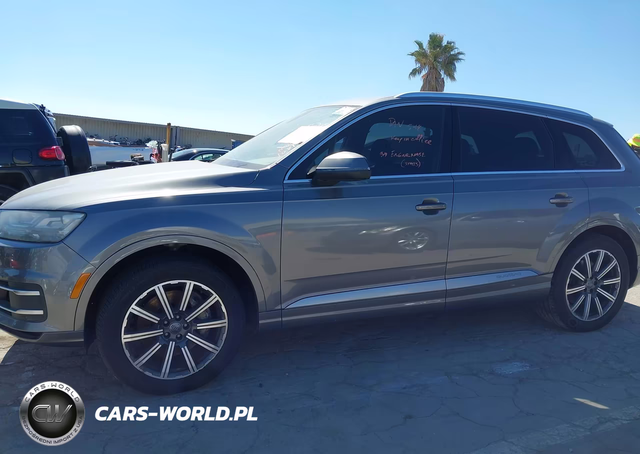 2017 Audi Q7 3.0T Premium VIN:WA1LAAF71HD024262 - 14