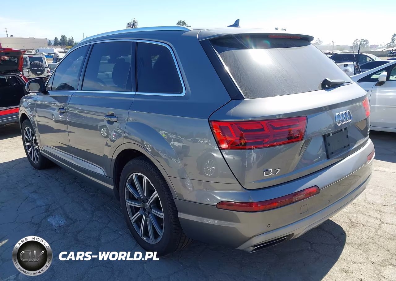 2017 Audi Q7 3.0T Premium VIN:WA1LAAF71HD024262 - 3