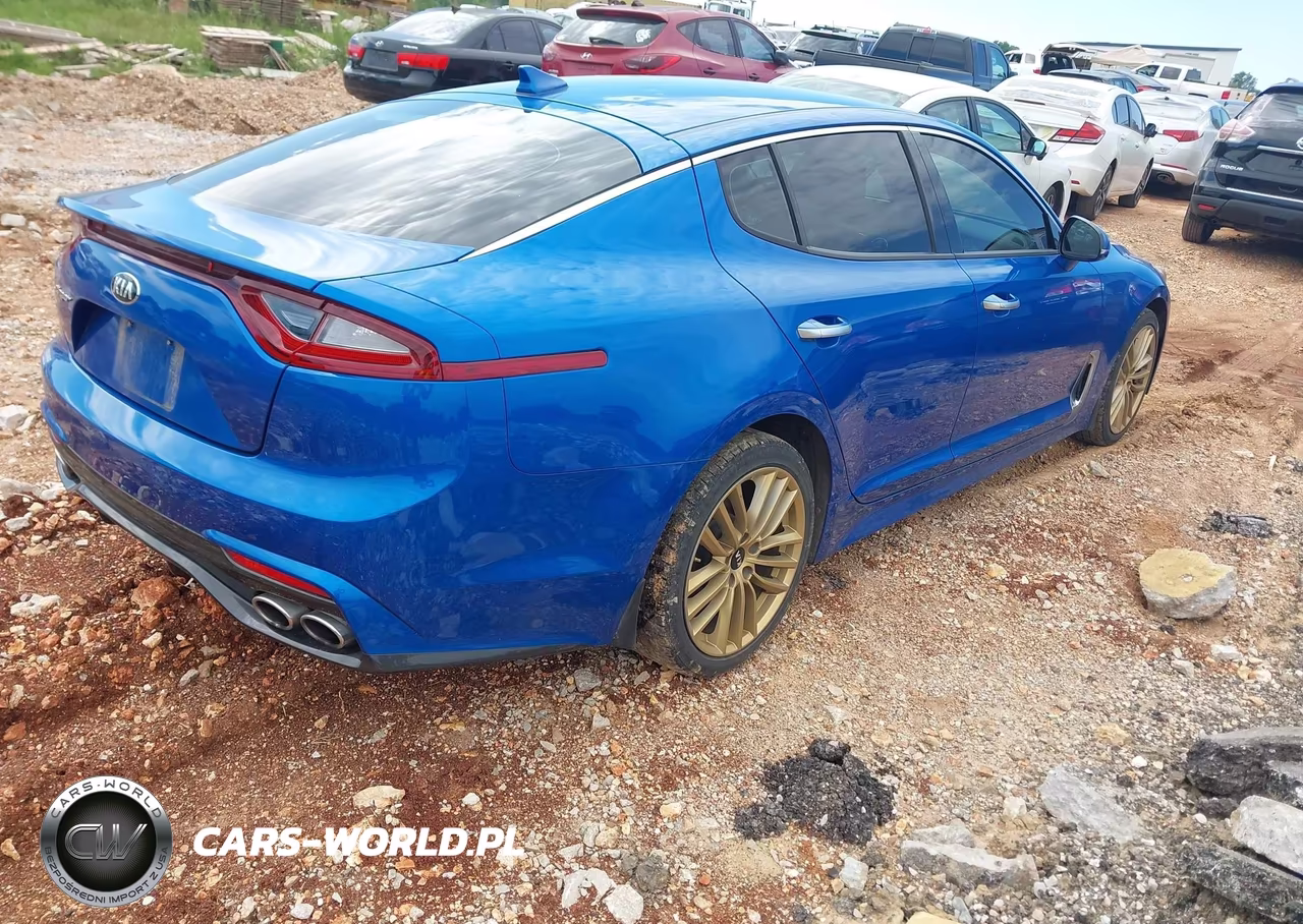 2018 Kia Stinger VIN:KNAE15LA2J6041214 - 4