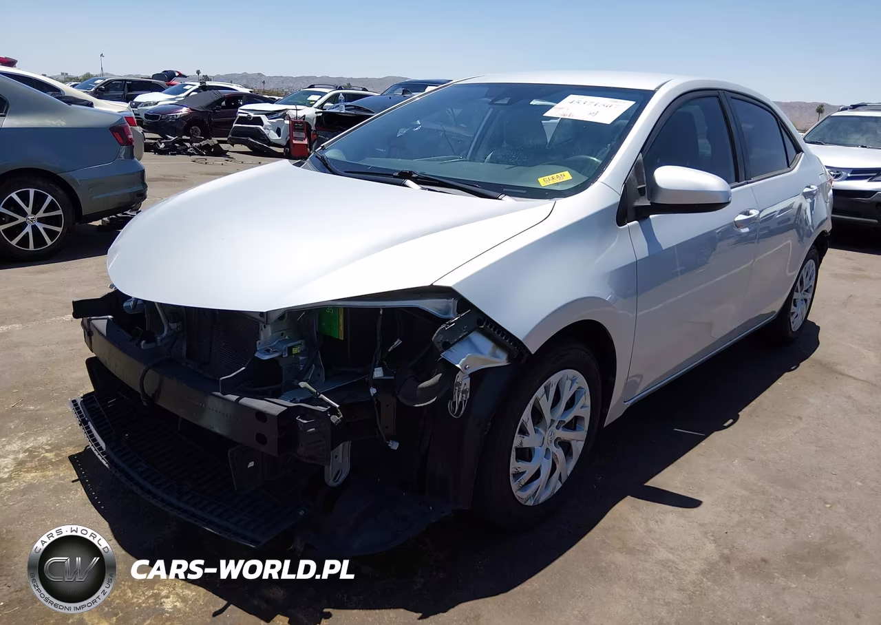 2018 Toyota Corolla Le VIN:2T1BURHE1JC117868 - 2