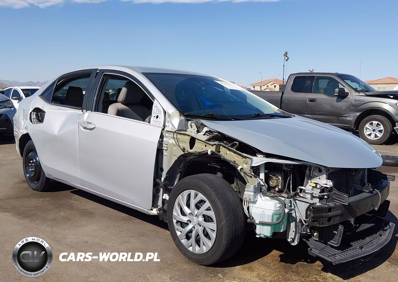 2018 Toyota Corolla Le VIN:2T1BURHE1JC117868 - 6