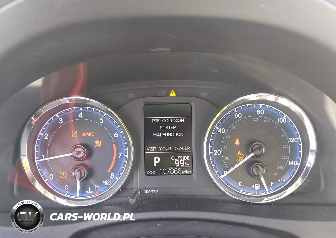 2018 Toyota Corolla Le VIN:2T1BURHE1JC117868 - 7
