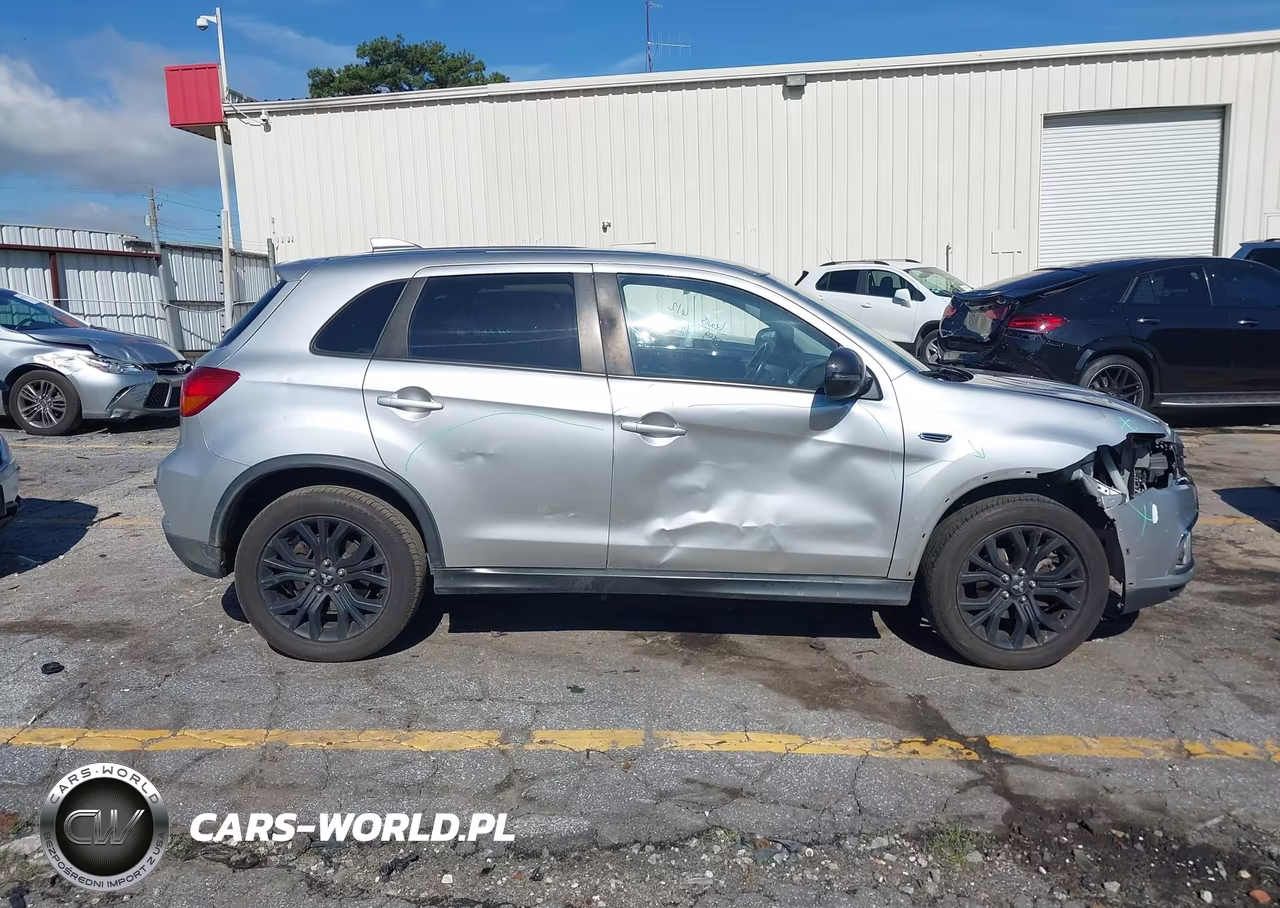 2019 Mitsubishi Outlander Sport 2.0 Le VIN:JA4AP3AU8KU029965 - 13
