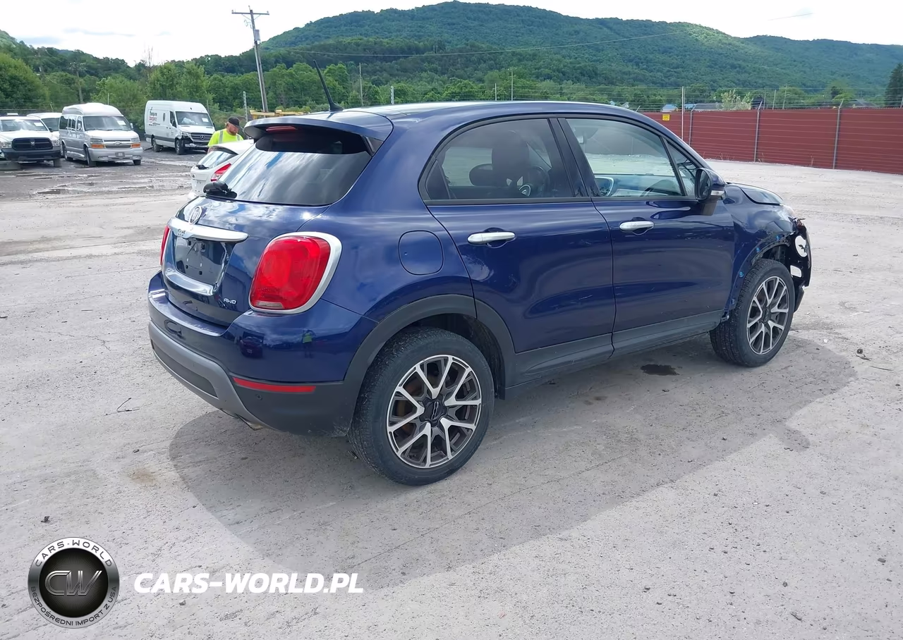 2016 Fiat 500X Trekking Plus VIN:ZFBCFYET0GP332982 - 4